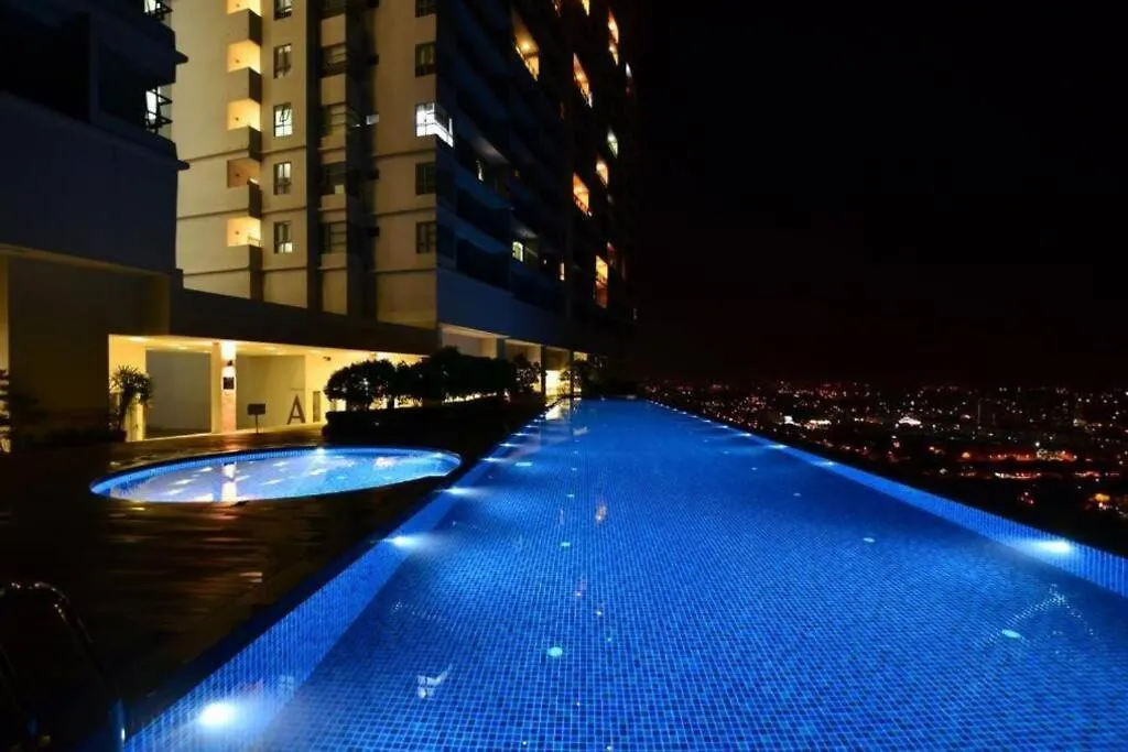 Silverscape,Res -- Seaview -- 5Pax Apartment Malacca