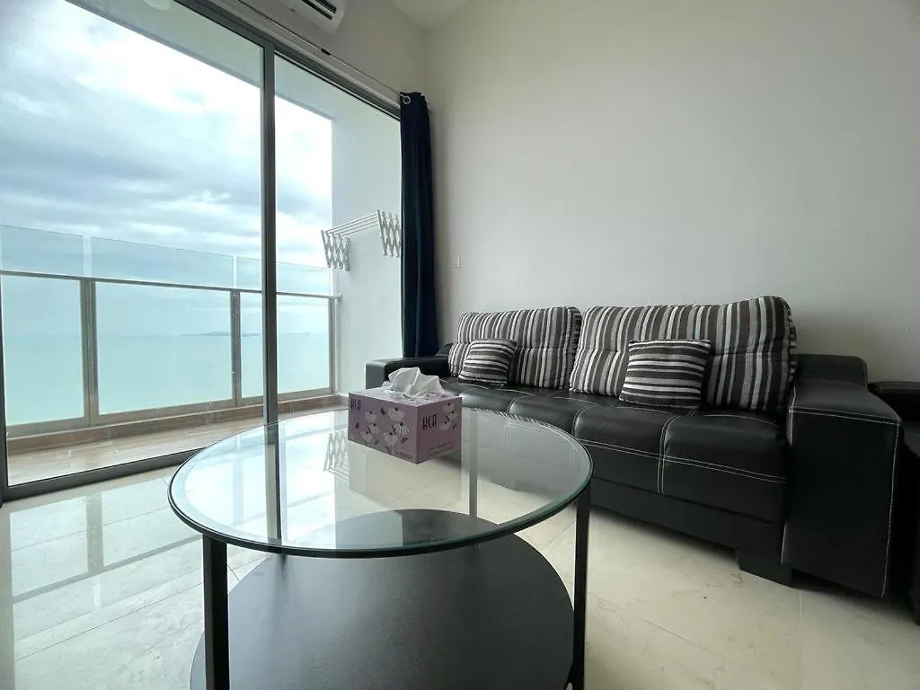 Silverscape,Res -- Seaview -- 5Pax Apartment Malacca